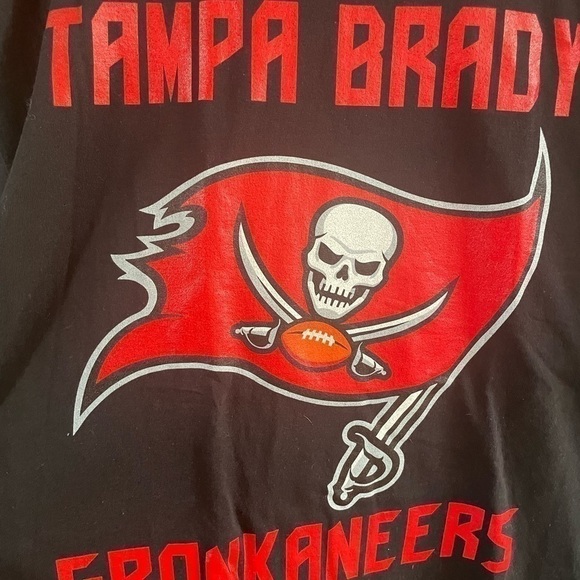 Tampa Brady Rob Gronkowski NFL NWOT T-shirt - Picture 2 of 6